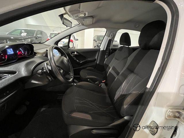 Peugeot 208 1.4 HDi 68 CV 5p. Active AUTOMATICO