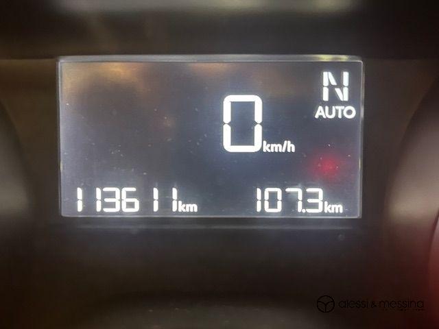 Peugeot 208 1.4 HDi 68 CV 5p. Active AUTOMATICO