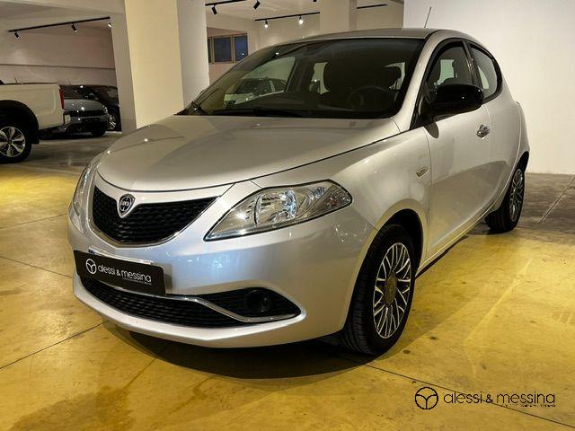 Lancia Ypsilon 1.3 MJT 95 CV 5p. S&S Gold