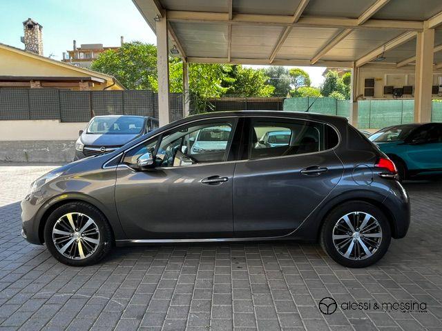 Peugeot 208 PureTech 82 5p. Allure